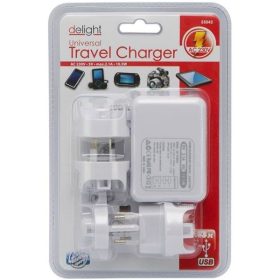   Univerzális utazó adapter 4 USB ajzattal és cserélhető AC dugóval